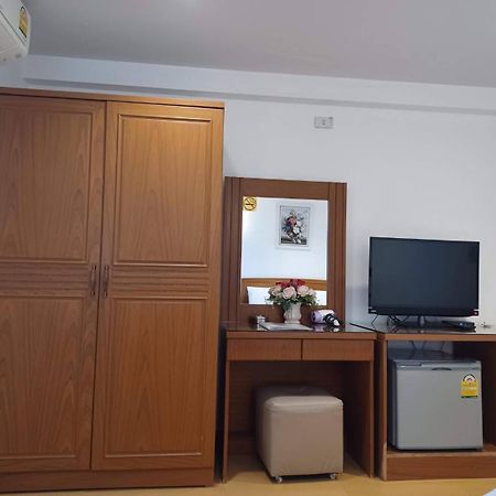 Nut Mansion Suvarnabhumi Bang Phli Zimmer foto